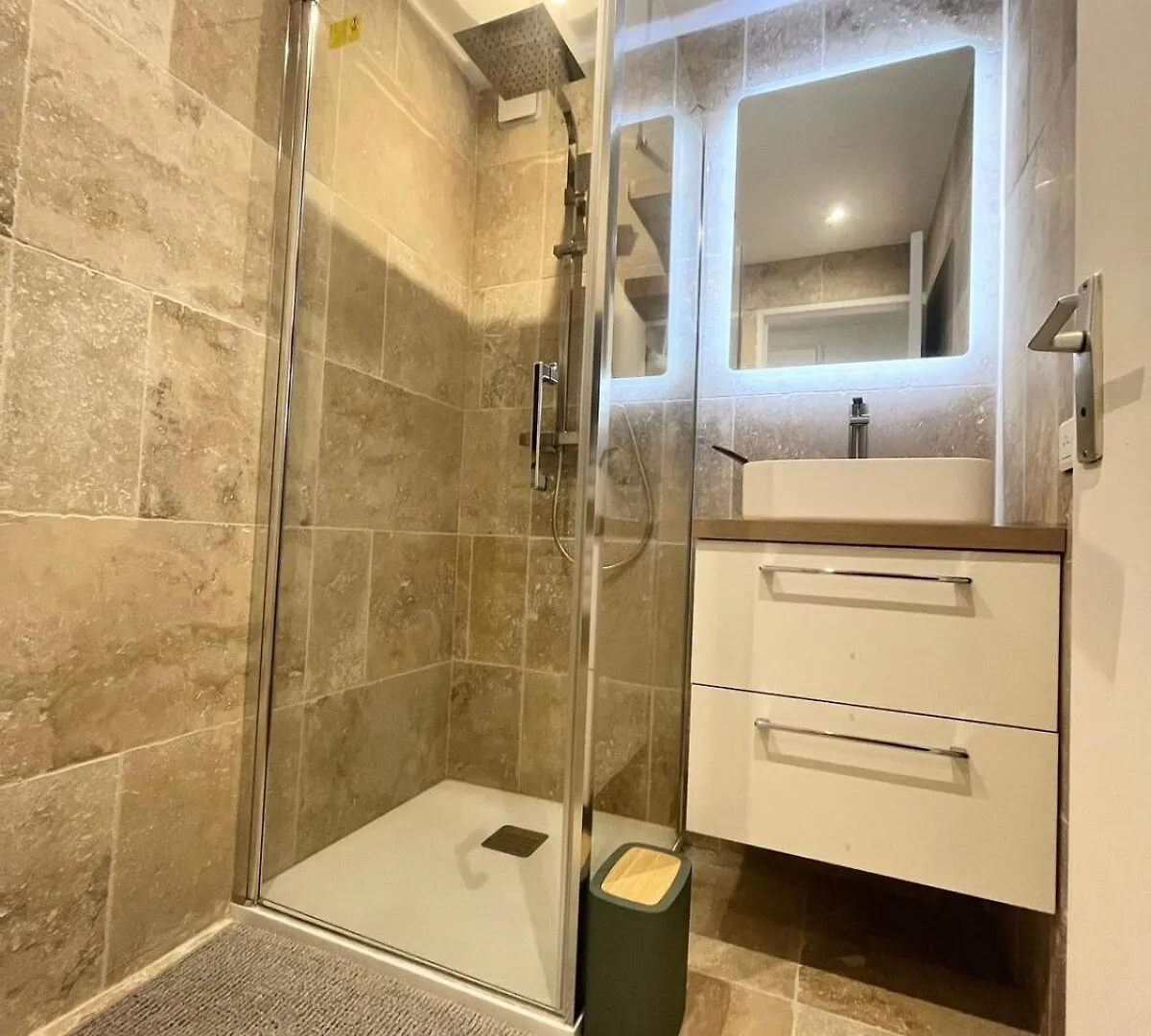 Elegant 2P Ideal Stay In Cannes Apartament